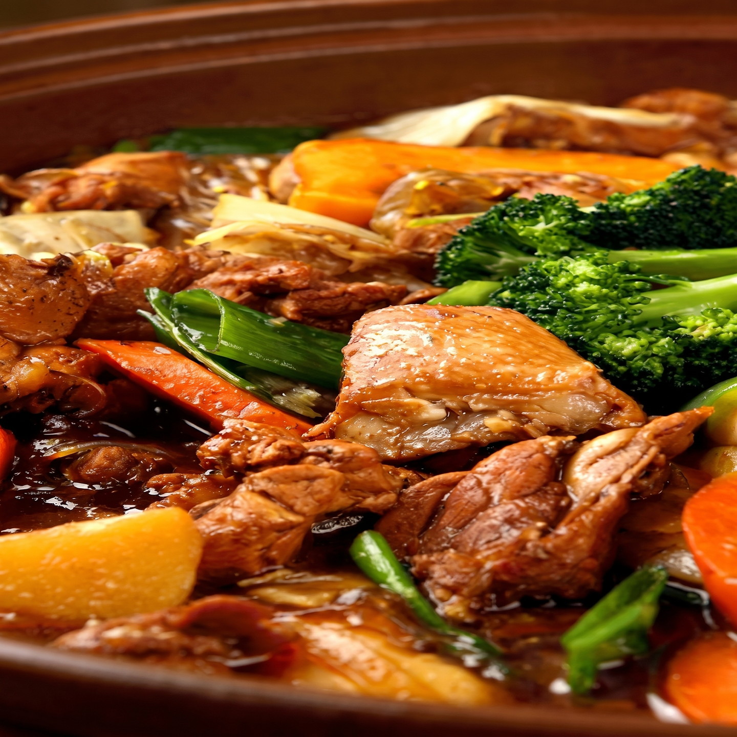 [정성예찬] 솥뚜껑 단짠 안동찜닭 1kg + 1kg 닭요리 간편식 밀키트 닭볶음탕 닭간장조림