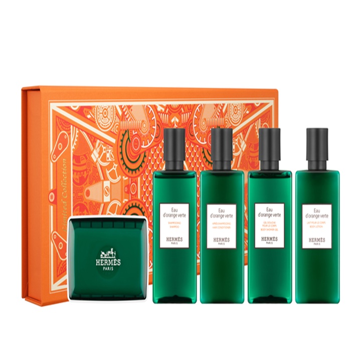 [에르메스] 오도렌지 베르테 헤어&바디 
5종 세트 + 쇼핑백(샴푸 80ml, 컨디셔너80ml, 바디로션 80ml, 샤워젤 80ml, 퍼퓸 솝 비누 50g, 오렌지 쇼핑백)