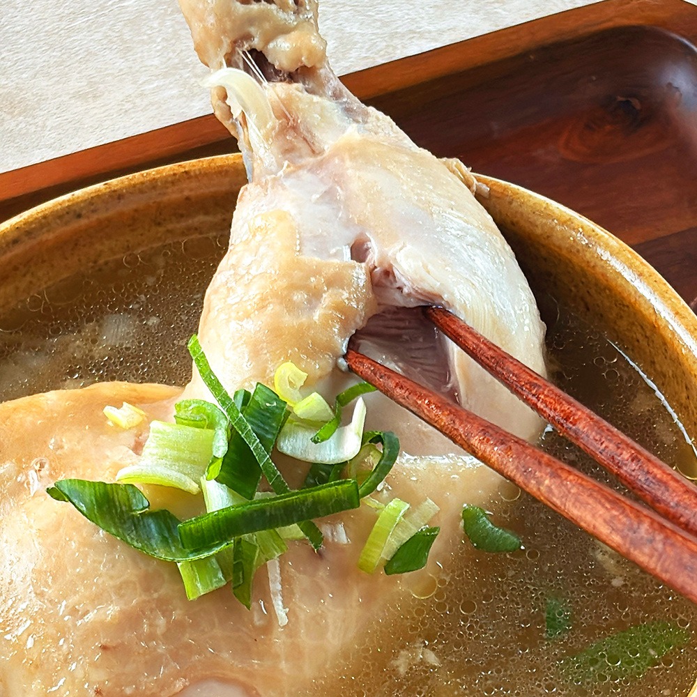 [일월정] 닭다리 곰탕